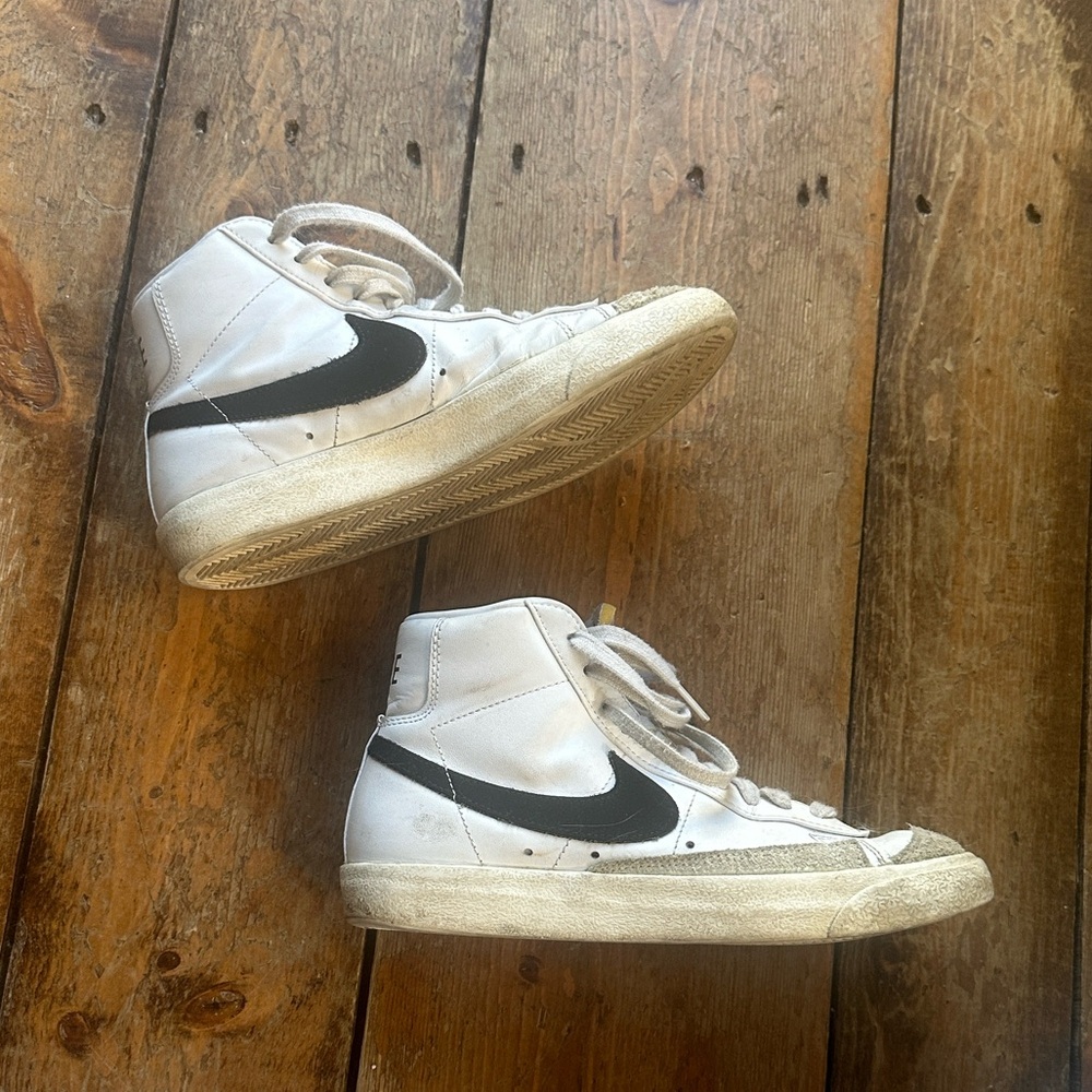 Nike Blazer Mid 77 Vintage (Women)
